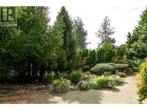 1043 Caledonia Way, West Kelowna, BC - Outdoor