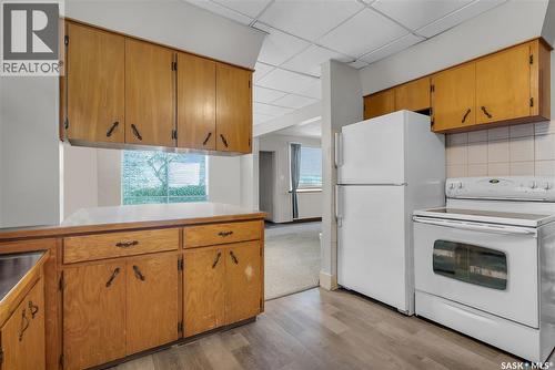 101 32Nd Street W, Saskatoon, SK - Indoor Photo Showing Kitchen