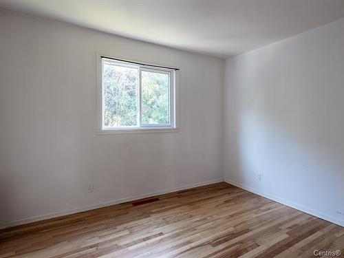 Bedroom - 24  - 24A 24E Avenue N., Bois-Des-Filion, QC - Indoor Photo Showing Other Room