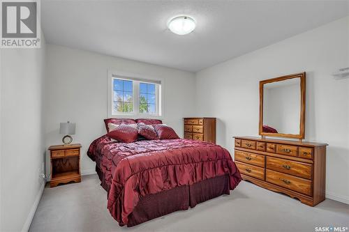 922 Braeside Place, Saskatoon, SK - Indoor Photo Showing Bedroom