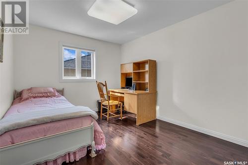 922 Braeside Place, Saskatoon, SK - Indoor Photo Showing Bedroom