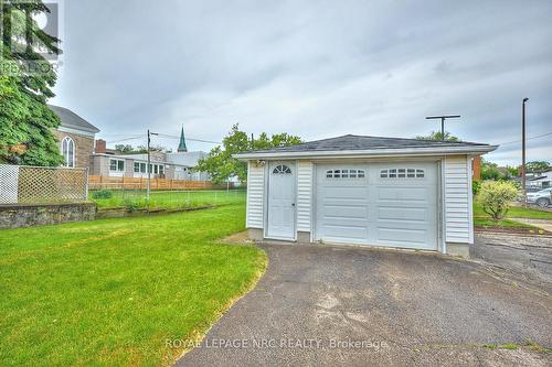 9 Pine Street S, Thorold (Thorold Downtown), ON - Outdoor