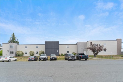 700 Poplar St, Nanaimo, BC - Outdoor