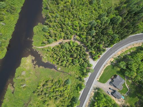 Accès au plan d'eau - Mtée Marier, Sainte-Marguerite-Du-Lac-Masson, QC 