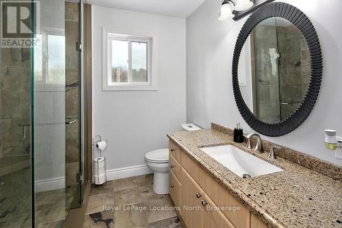 194 Centre Street, Meaford, ON - Indoor Photo Showing Bathroom