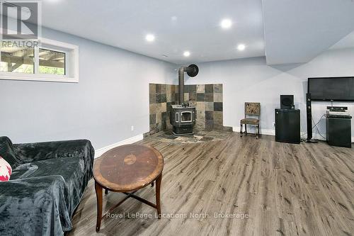 194 Centre Street, Meaford, ON - Indoor