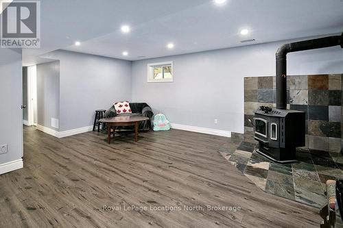 194 Centre Street, Meaford, ON - Indoor