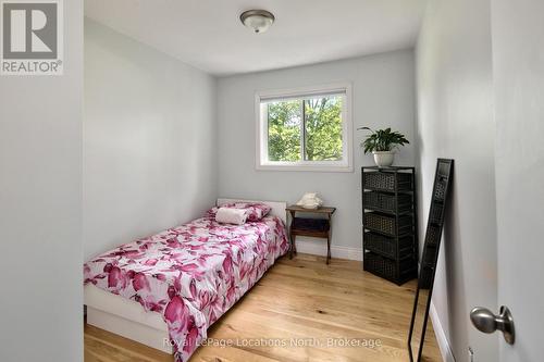 194 Centre Street, Meaford, ON - Indoor Photo Showing Bedroom