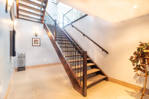 Escalier - 357 Rg Beau-Lac, Stratford, QC - Indoor Photo Showing Other Room