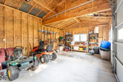 Garage - 357 Rg Beau-Lac, Stratford, QC - Indoor Photo Showing Garage