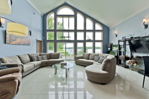 Salle familiale - 357 Rg Beau-Lac, Stratford, QC - Indoor Photo Showing Living Room