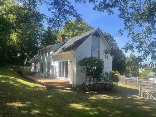 165 King Street  Chester, NS B0J 1J0