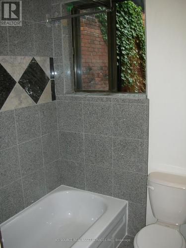 72 Pembroke Street, Toronto, ON - Indoor Photo Showing Bathroom