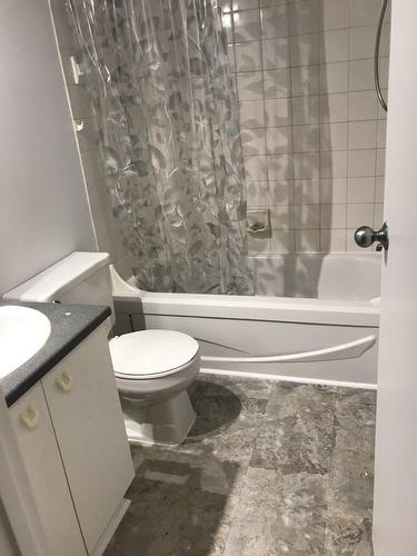 Autre - 555  - 557 Rue St-Jean, Drummondville, QC - Indoor Photo Showing Bathroom