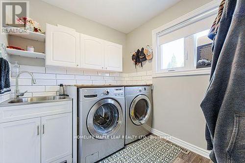 3252 15Th Side Road, New Tecumseth, ON - Indoor Photo Showing Laundry Room