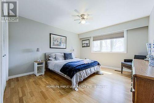 3252 15Th Side Road, New Tecumseth, ON - Indoor Photo Showing Bedroom
