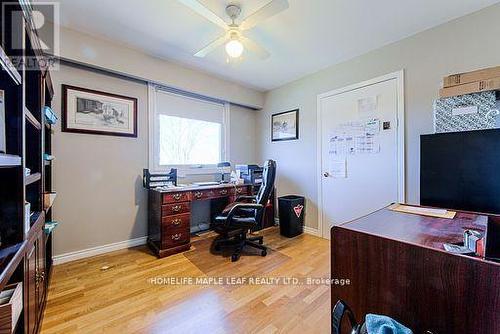 3252 15Th Side Road, New Tecumseth, ON - Indoor Photo Showing Office