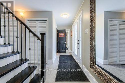 3252 15Th Side Road, New Tecumseth, ON - Indoor Photo Showing Other Room