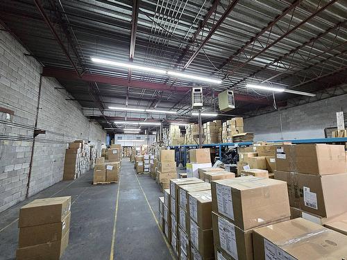 Warehouse - 664  - 674 Boul. Du Curé-Boivin, Boisbriand, QC - Indoor Photo Showing Garage