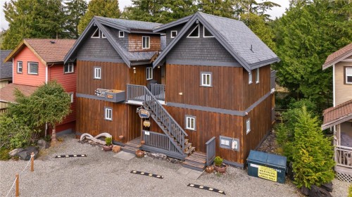 277 Boardwalk Blvd, Ucluelet, BC - Outdoor