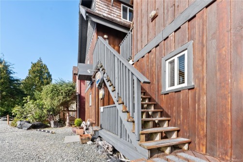 277 Boardwalk Blvd, Ucluelet, BC - Indoor Photo Showing Other Room
