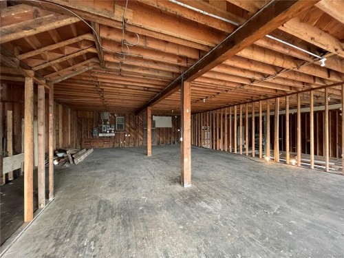 5036 Argyle St, Port Alberni, BC 