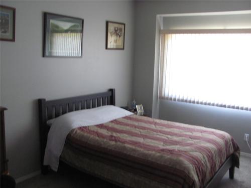 58-124 Sarsons Road, Vernon, BC - Indoor Photo Showing Bedroom