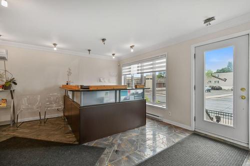 Reception area - 3390 Grande Allée, Longueuil (Saint-Hubert), QC - Indoor Photo Showing Other Room