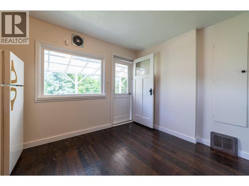 319 High Street, Nelson, BC - Indoor Photo Showing Other Room