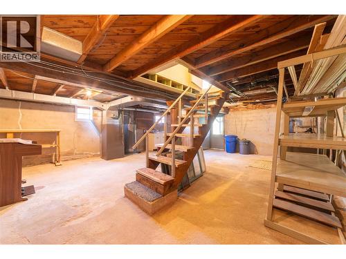 319 High Street, Nelson, BC - Indoor Photo Showing Basement
