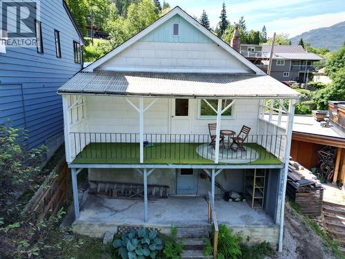 319 High Street, Nelson, BC - Outdoor With Deck Patio Veranda