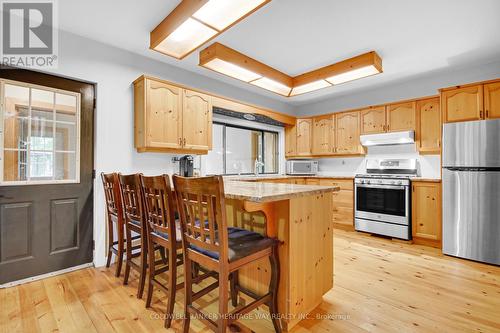 828 Ashby Road, Lanark Highlands, ON - Indoor Photo Showing Kitchen