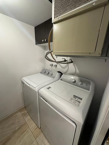 Laundry room - 809-11115 Boul. Cavendish, Montréal (Saint-Laurent), QC - Indoor Photo Showing Laundry Room