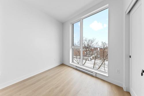 Bedroom - 201-6037 Boul. De Maisonneuve O., Montréal (Côte-Des-Neiges/Notre-Dame-De-Grâce), QC - Indoor Photo Showing Other Room