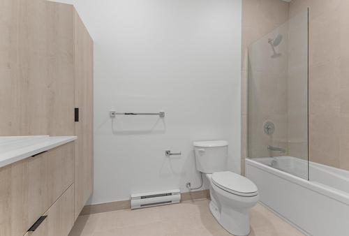 Bathroom - 306-6037 Boul. De Maisonneuve O., Montréal (Côte-Des-Neiges/Notre-Dame-De-Grâce), QC - Indoor Photo Showing Bathroom