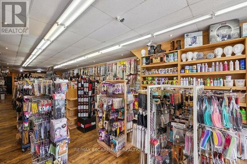 952 Upper Wellington Street, Hamilton, ON 