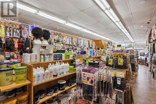 952 Upper Wellington Street, Hamilton, ON 