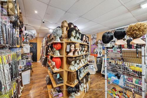 952 Upper Wellington Street, Hamilton, ON 