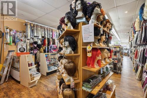 952 Upper Wellington Street, Hamilton, ON 