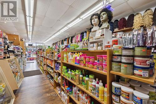 952 Upper Wellington Street, Hamilton, ON 