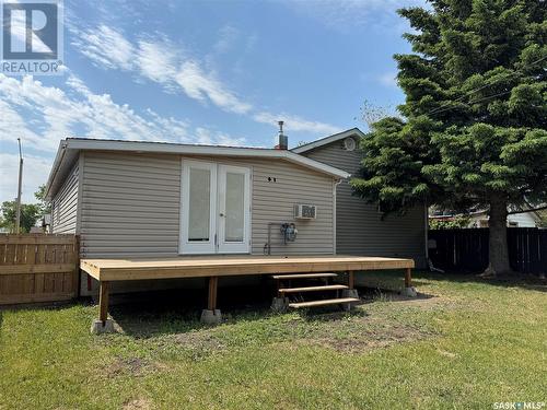 410 6Th Street E, Wynyard, SK - Outdoor With Deck Patio Veranda