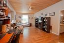407 2Nd Street E, Wilkie, SK  - Indoor 
