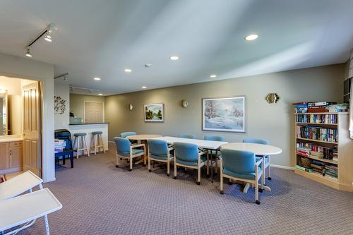 306-3850 Brown Road, West Kelowna, BC - Indoor