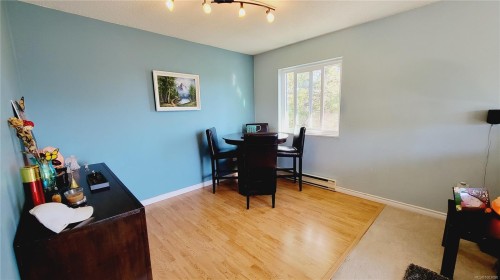 401-175 Centennial Dr, Courtenay, BC - Indoor Photo Showing Office