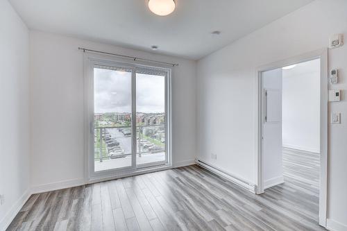 Salon - 410-7105 Rue De Lunan, Brossard, QC - Indoor Photo Showing Other Room