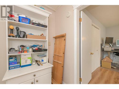 729 Stanley Avenue, Enderby, BC - Indoor