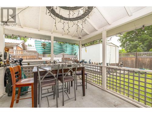 729 Stanley Avenue, Enderby, BC - Indoor Photo Showing Dining Room
