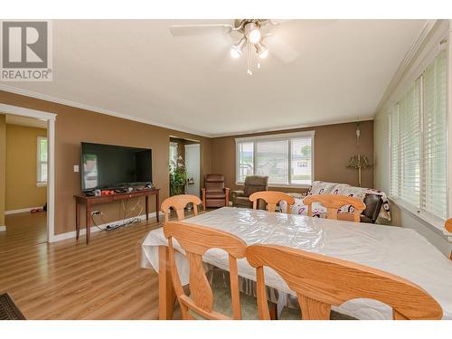 729 Stanley Avenue, Enderby, BC - Indoor Photo Showing Dining Room