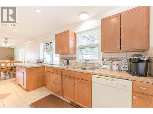 729 Stanley Avenue, Enderby, BC - Indoor Photo Showing Kitchen With Double Sink
