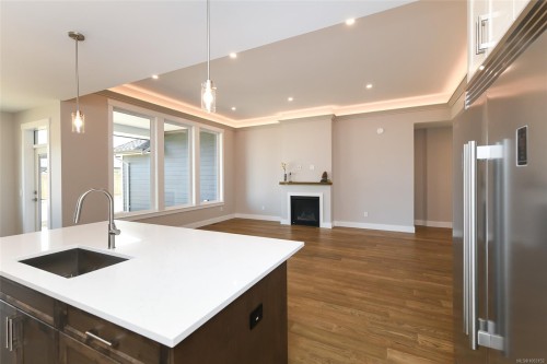 3400 Rhys Rd, Courtenay, BC 